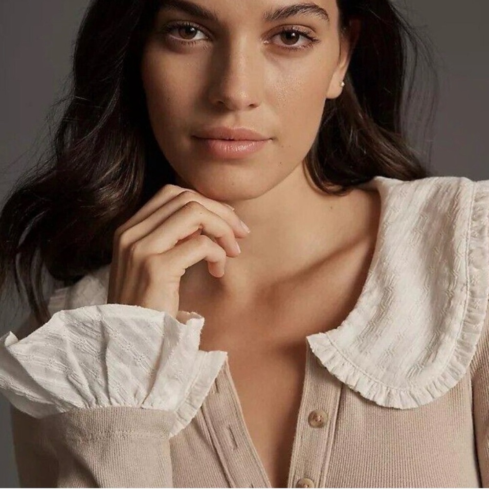 Pilcro Anthropologie Keira Peter Pan Collar Henley Top Size Small Neutral NWT - Picture 3 of 12